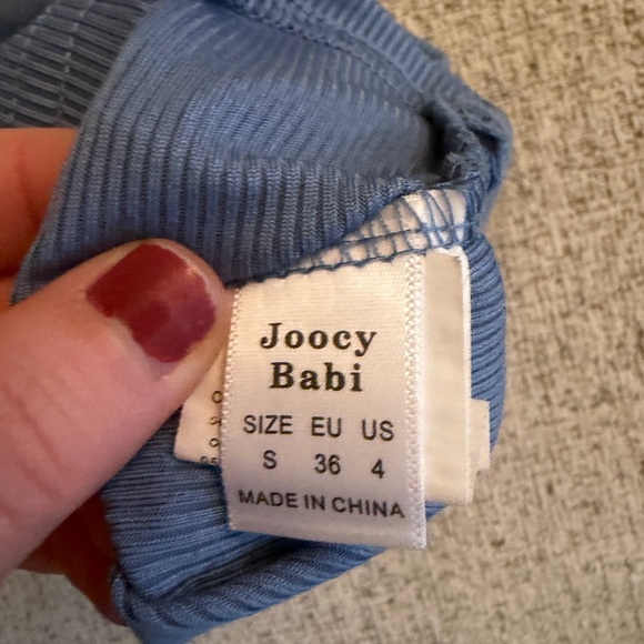 Blue Ribbed Tank Top - Picture 4 of 5